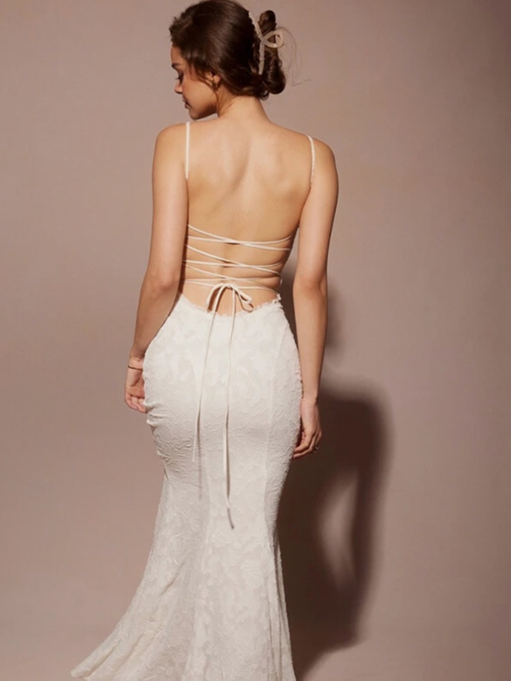 Elegant White Backless Evening Dress